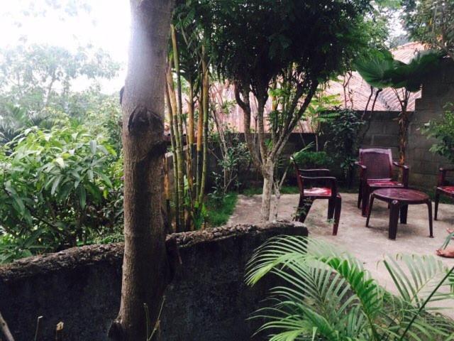 J Hostel Kandy Eksteriør bilde