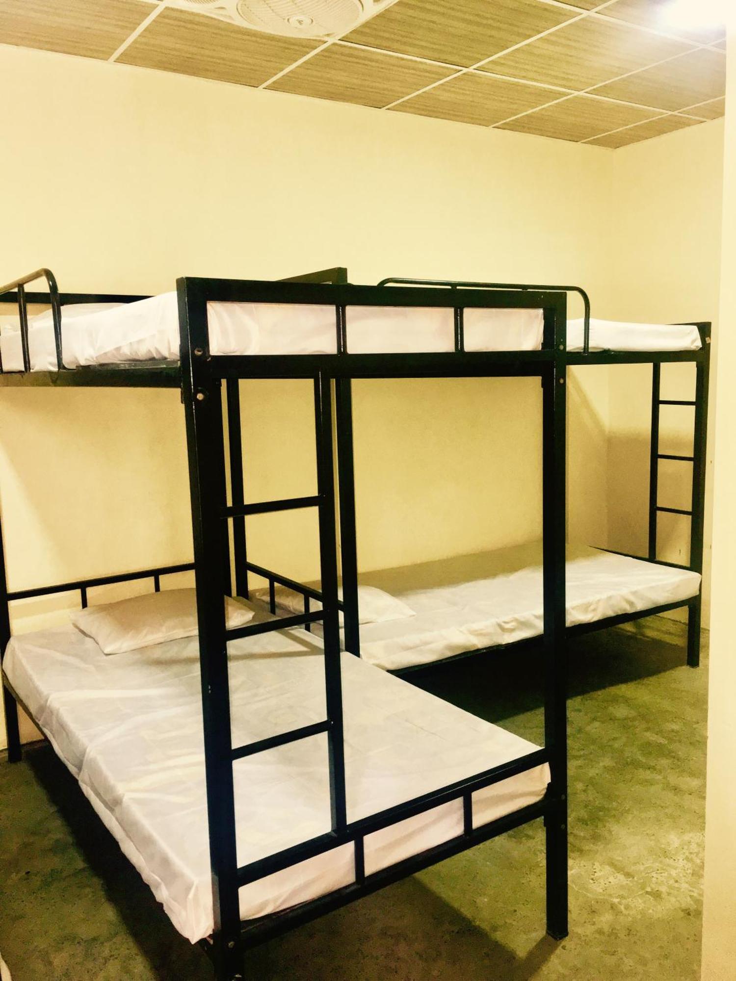 J Hostel Kandy Eksteriør bilde