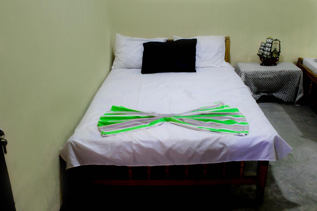 J Hostel Kandy Eksteriør bilde