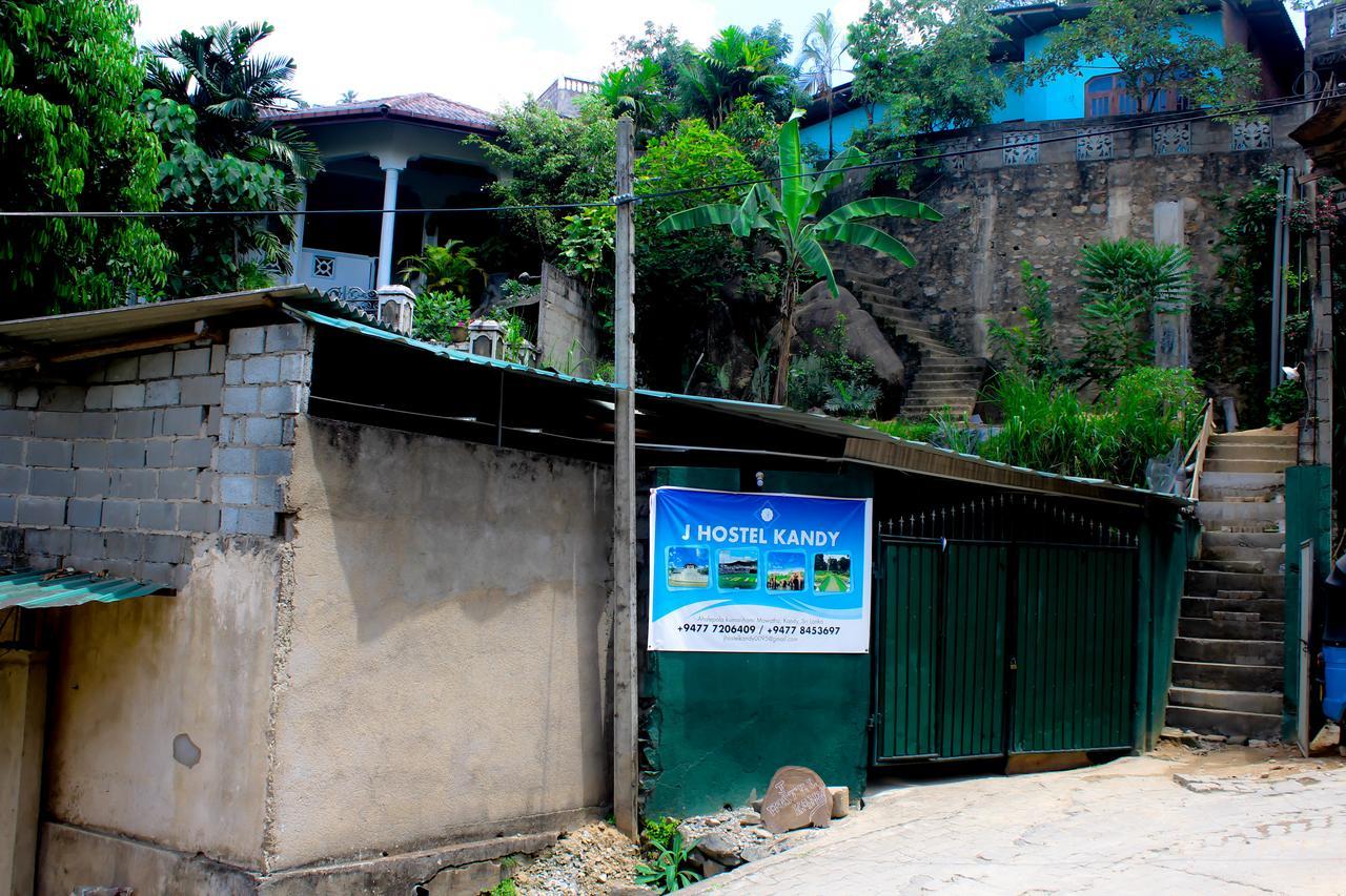 J Hostel Kandy Eksteriør bilde